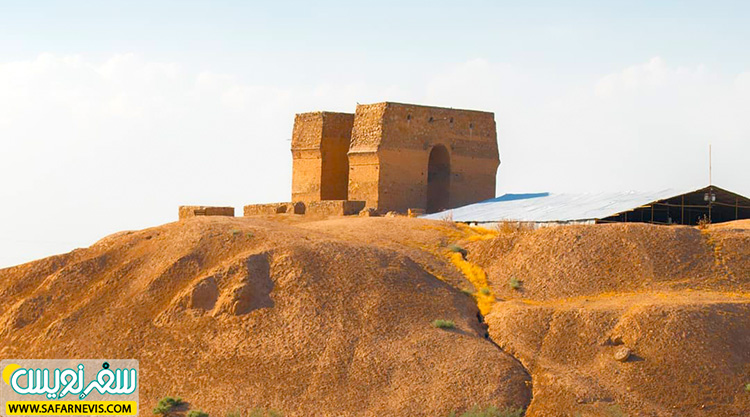 تپه میل (آتشکده بهرام یا کاخ ساسانی؟)